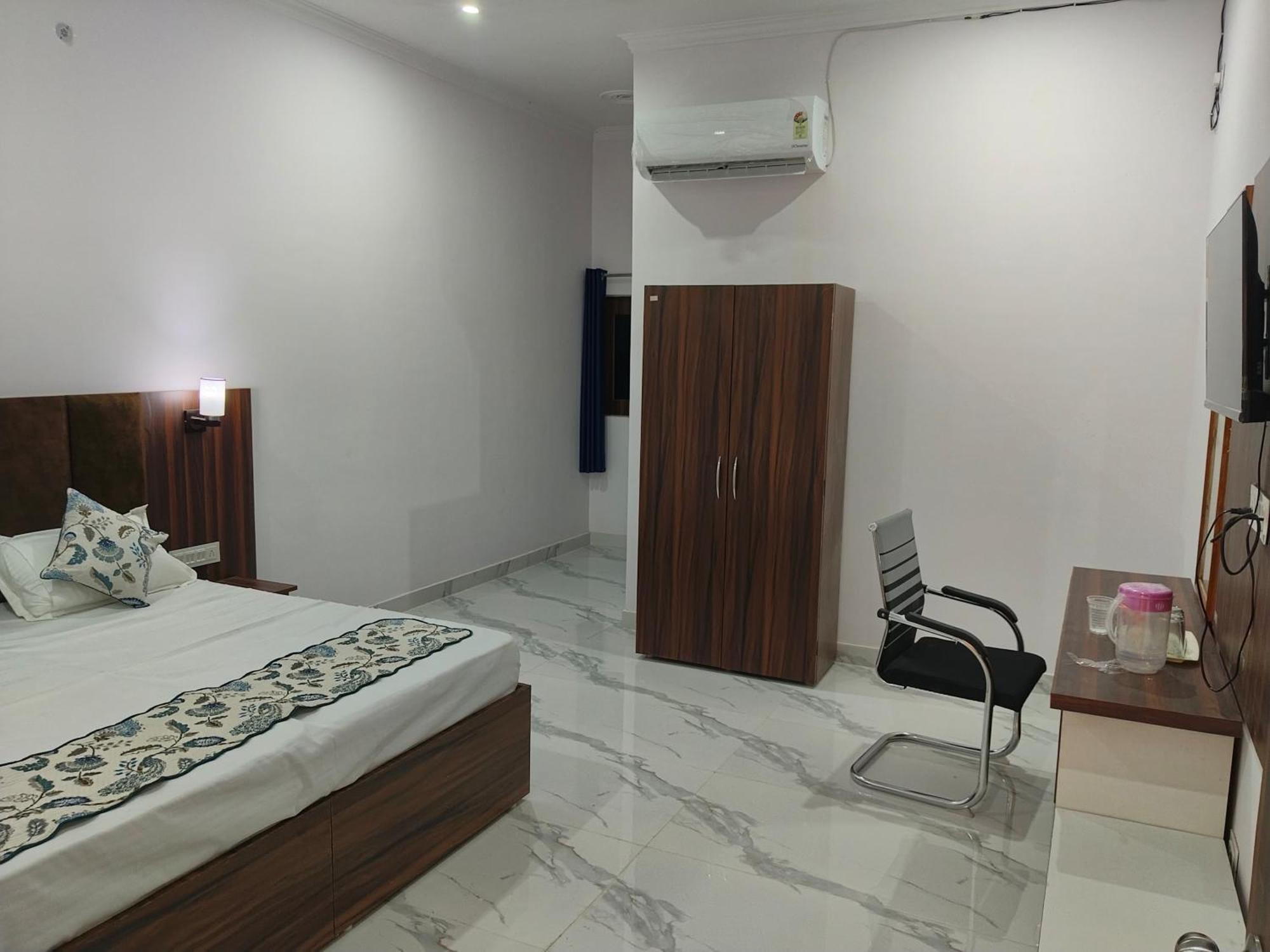 Atithi Inn Khajurāho Екстериор снимка